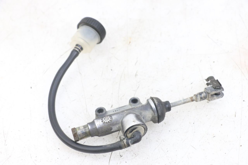 photo de REAR BRAKE MASTER CYLINDER PEUGEOT XP6 50 (1997 - 2003) - Component detail