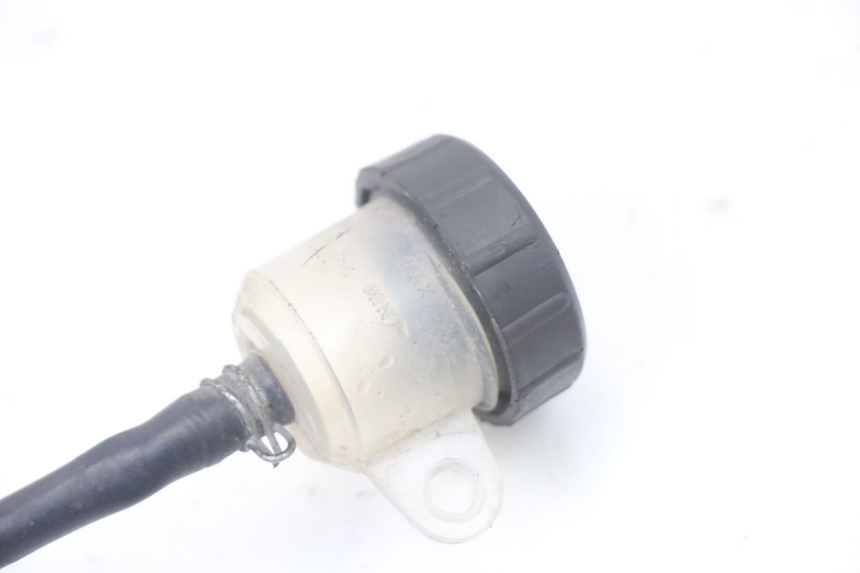 photo de REAR BRAKE MASTER CYLINDER YAMAHA TZR 50 (2008 - 2016) - Zoom on usage condition