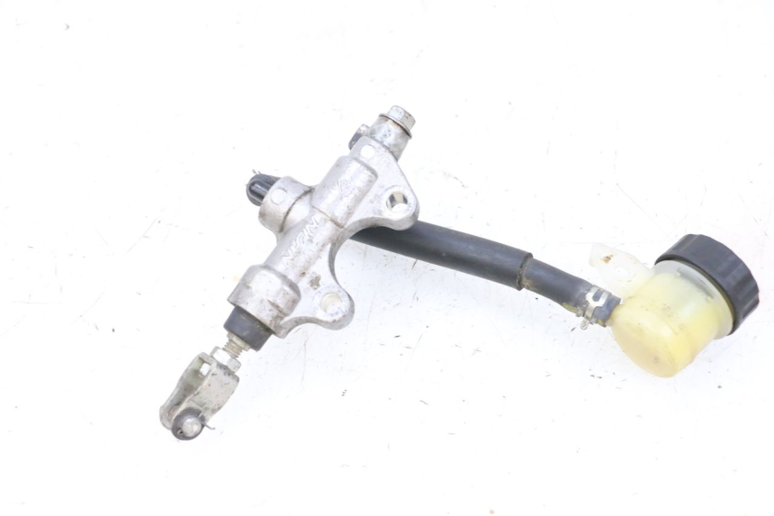 photo de REAR BRAKE MASTER CYLINDER YAMAHA YFM R RAPTOR 250 (2008 - 2014) - Alternative perspective