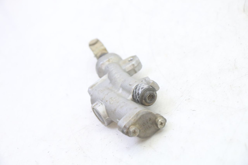 photo de REAR BRAKE MASTER CYLINDER YAMAHA YZ 85 (2022 - 2025) - Technical close-up