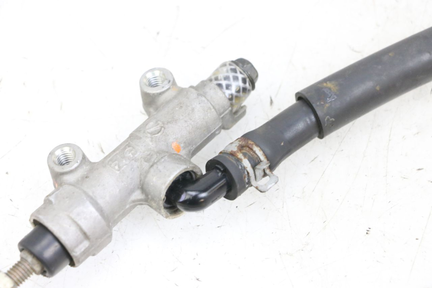 photo de REAR BRAKE MASTER CYLINDER KAWASAKI ZR 7 750 (1999 - 2004) - Surface and material condition
