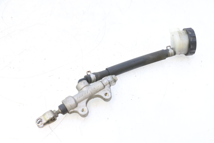photo de REAR BRAKE MASTER CYLINDER KAWASAKI ZX-6R ZX6R 600 (1995 - 1997) - Technical close-up