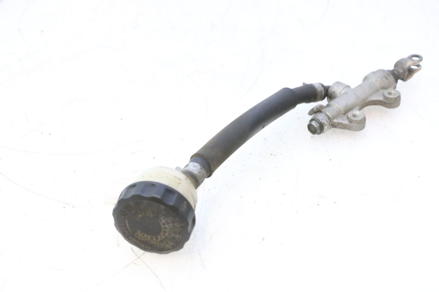 photo de REAR BRAKE MASTER CYLINDER KAWASAKI ZX-6R ZX6R 600 (1995 - 1997) - Surface and material condition