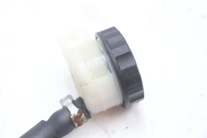 photo de REAR BRAKE MASTER CYLINDER KAWASAKI ZX-6R ZX6R 600 (1995 - 1997) - Zoom on usage condition