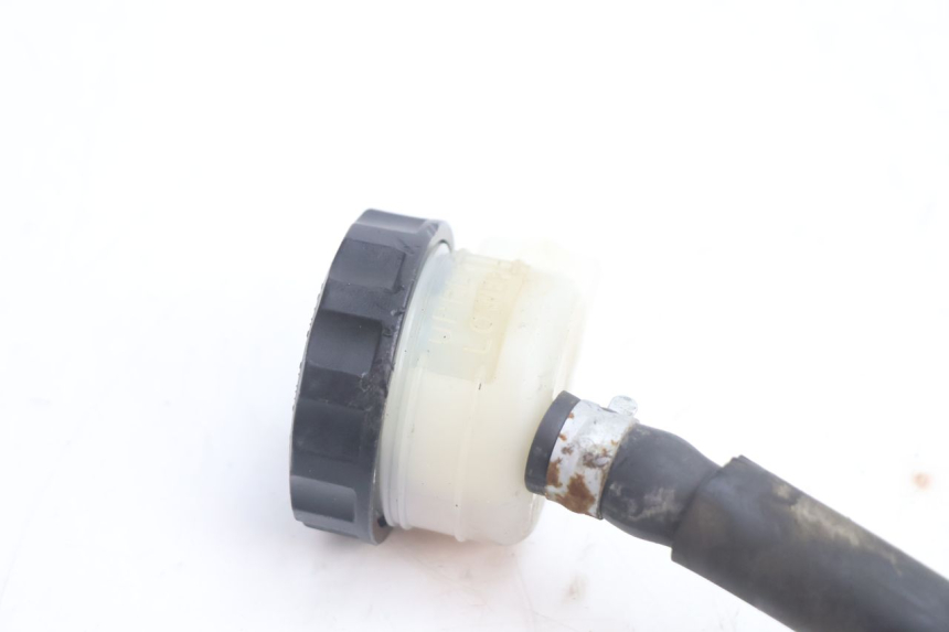 photo de REAR BRAKE MASTER CYLINDER KAWASAKI ZX-6R ZX6R 600 (1995 - 1997) - Technical close-up