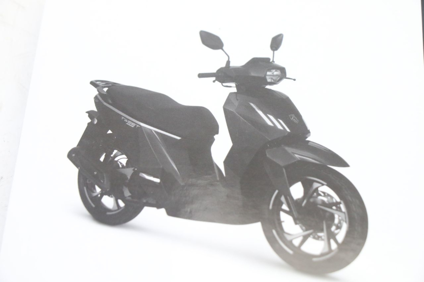 photo de USER MANUAL PEUGEOT TWEET 4T 50 (2023 - 2025) - Component detail