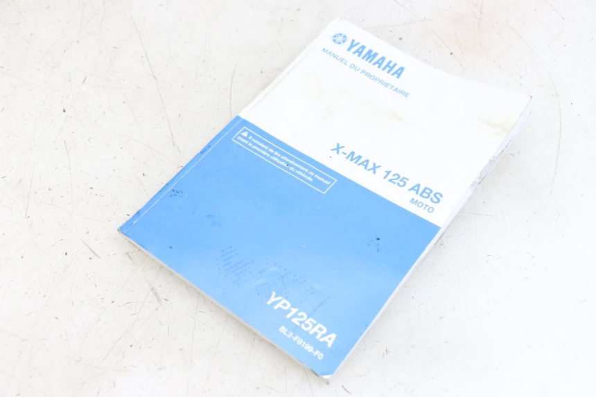 photo de USER MANUAL YAMAHA XMAX X-MAX ABS 125 (2017 - 2020) - Main view