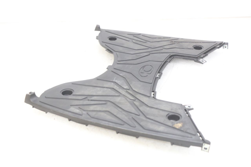 photo de FOOTREST KYMCO AGILITY 16+ 4T 50 (2018 - 2023) - Fixing points details