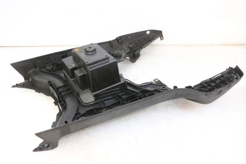 photo de FLOOR PANEL KYMCO AGILITY NAKED RENOUVO 2T 50 (2011 - 2018) - Product overview