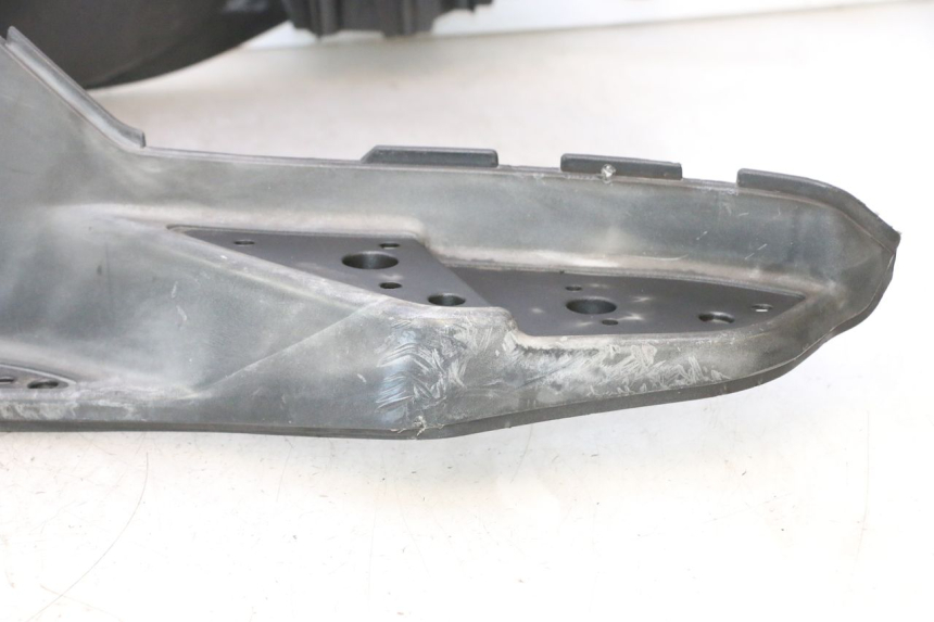 photo de FLOOR PANEL APRILIA ATLANTIC S 125 (2010 - 2013) - Alternative angle