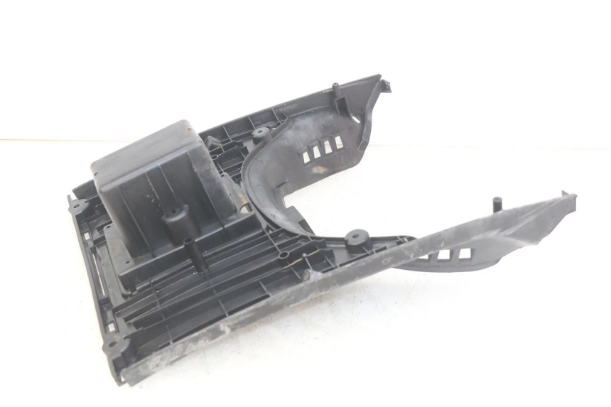 photo de FOOTREST PGO BIG MAX 50 (2001 - 2009) - Zoom on usage condition