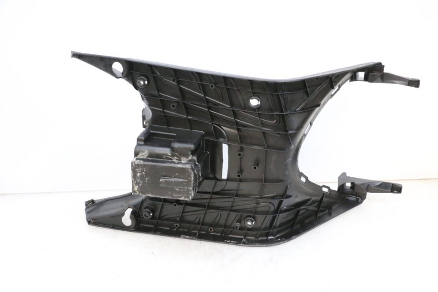 photo de FOOTREST MBK BOOSTER SPIRIT 50 (2004 - 2017) - Surface and material condition