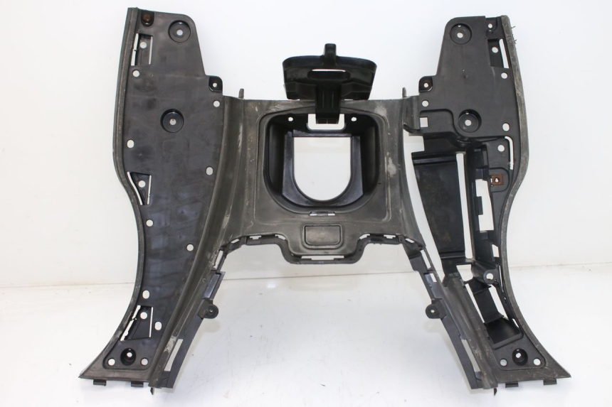 photo de FOOTREST SUZUKI BURGMAN 125 (2007 - 2014) - Component detail