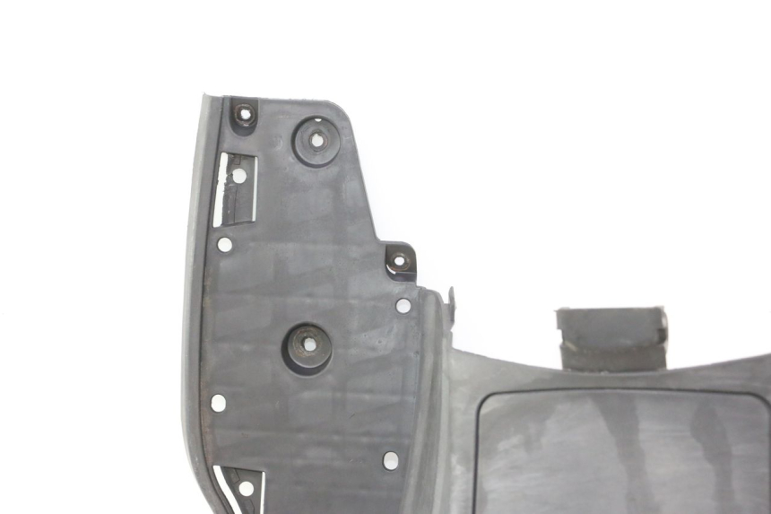 photo de FOOTREST SUZUKI BURGMAN 125 (2007 - 2014) - Supplementary product photo