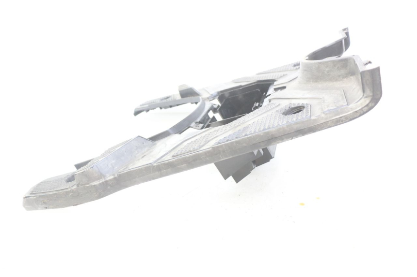 photo de FOOTREST YAMAHA BW'S BWS 125 (2010 - 2013) - Zoom on usage condition