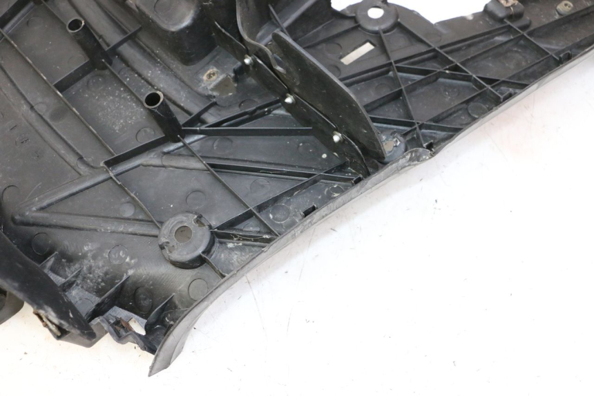 photo de FLOOR PANEL YAMAHA BW'S 100 (1999 - 2002) - Technical close-up