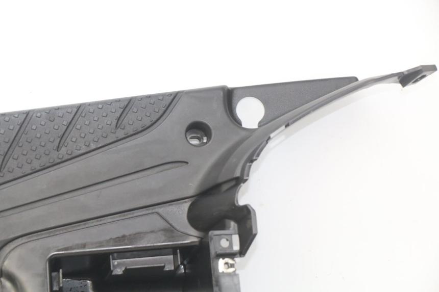 photo de FOOTREST YAMAHA BW'S EASY 50 (2013 - 2016) - Component zoom