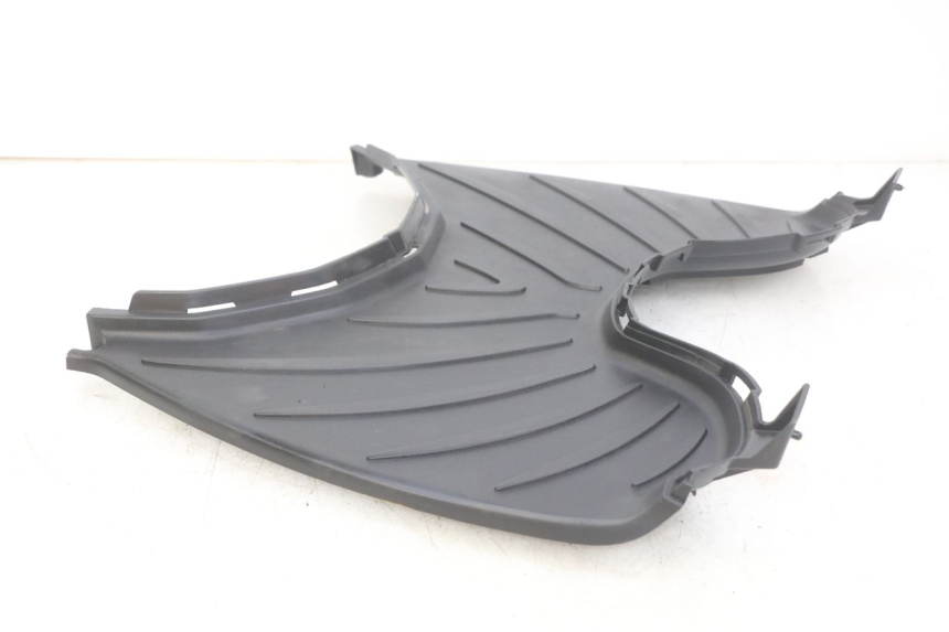 photo de FOOTREST PEUGEOT CITYSTAR AIR 125 (2014 - 2017) - Technical close-up