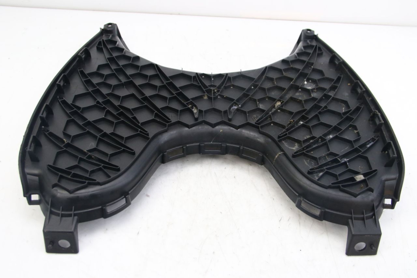 photo de FOOTREST PEUGEOT CITYSTAR 50 (2013 - 2017) - Fixing points details