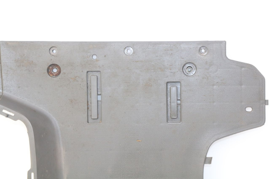 photo de FOOTREST SUZUKI CP 80 (1985 - 1996) - Fixing points details