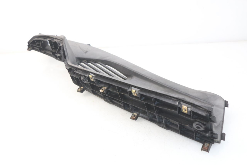 photo de RIGHT FOOTREST KYMCO DINK STREET 125 (2009 - 2014) - Surface and material condition