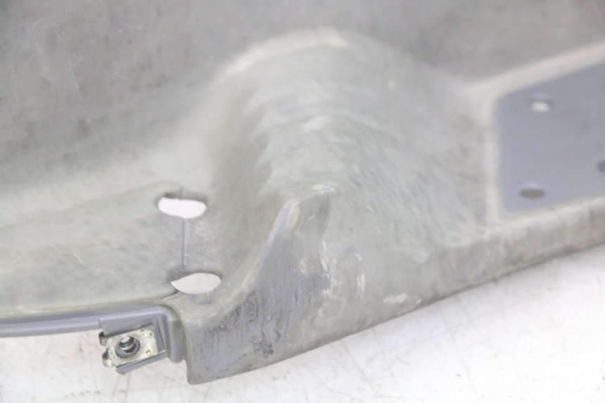 photo de RIGHT FOOTREST HONDA FES PANTHEON 2T 125 (1998 - 2002) - Checked used part