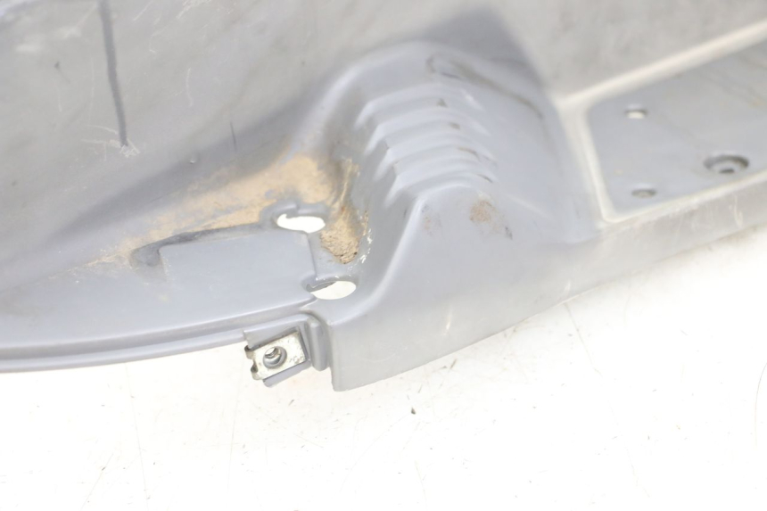 photo de RIGHT FOOTREST HONDA FES PANTHEON 2T 125 (1998 - 2002) - Product overview