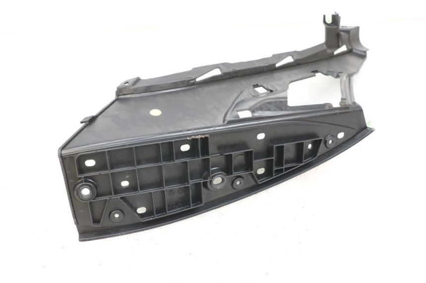 photo de RIGHT FLOOR PANEL PEUGEOT GEOPOLIS RS 125 (2007 - 2009) - Zoom on usage condition