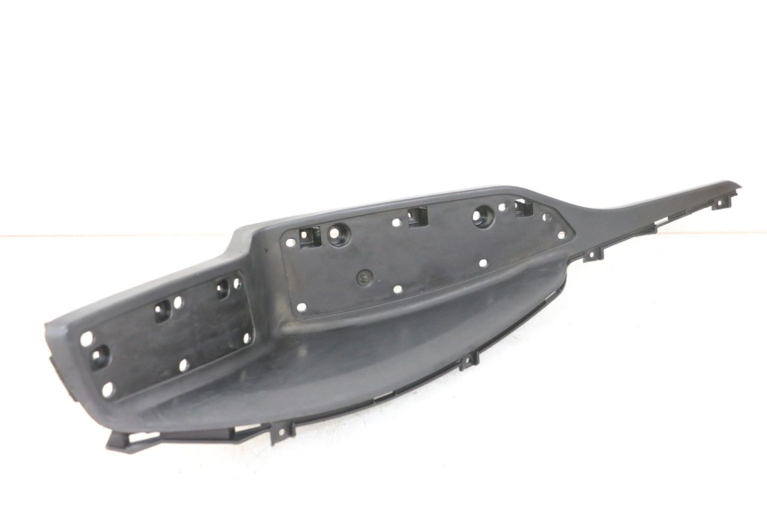 photo de RIGHT FOOTREST KYMCO X-TOWN XTOWN 125 (2016 - 2021) - Technical close-up