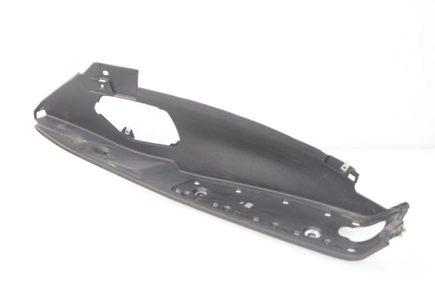 photo de RIGHT FLOOR PANEL PIAGGIO MP3 HPE 500 (2019 - 2022) - Main view
