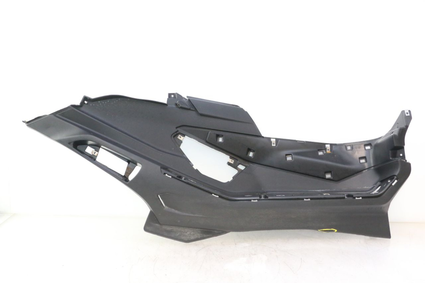 photo de RIGHT FLOOR PANEL PIAGGIO MP3 HPE 530 (2022 - 2026) - Main view