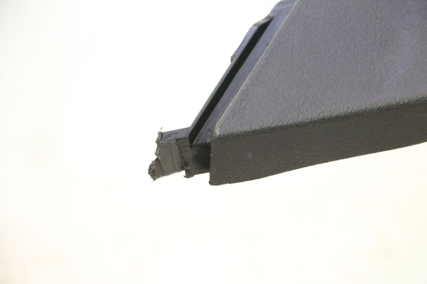 photo de RIGHT FLOOR PANEL PIAGGIO MP3 HPE 530 (2022 - 2026) - Component detail