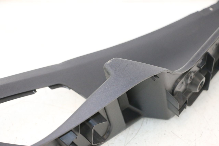 photo de RIGHT FOOTREST PIAGGIO MP3 LT 400 (2007 - 2012) - Product overview