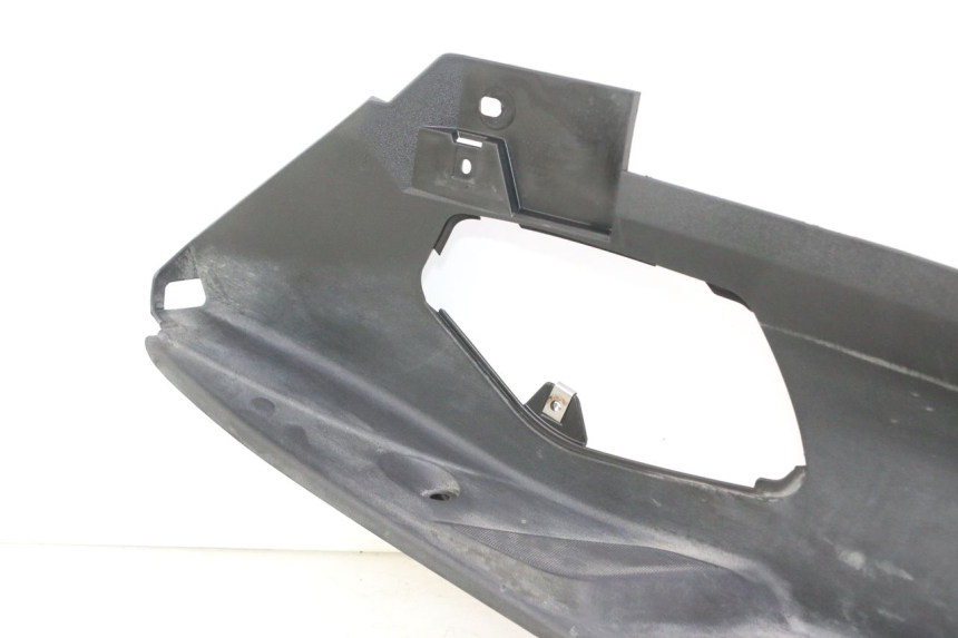 photo de RIGHT FLOOR PANEL PIAGGIO MP3 500 (2016 - 2018) - Component detail