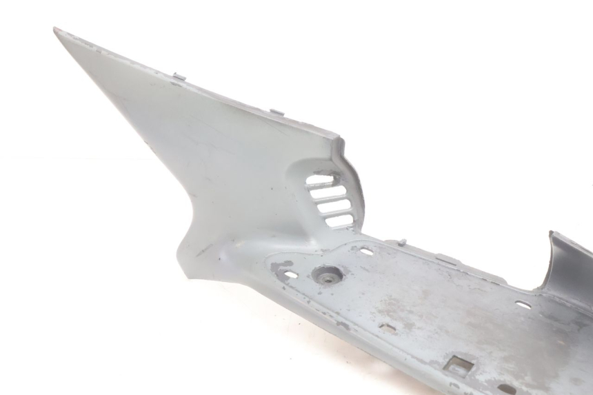 photo de RIGHT FLOOR PANEL GILERA RUNNER SP 50 (2002 - 2004) - Component detail