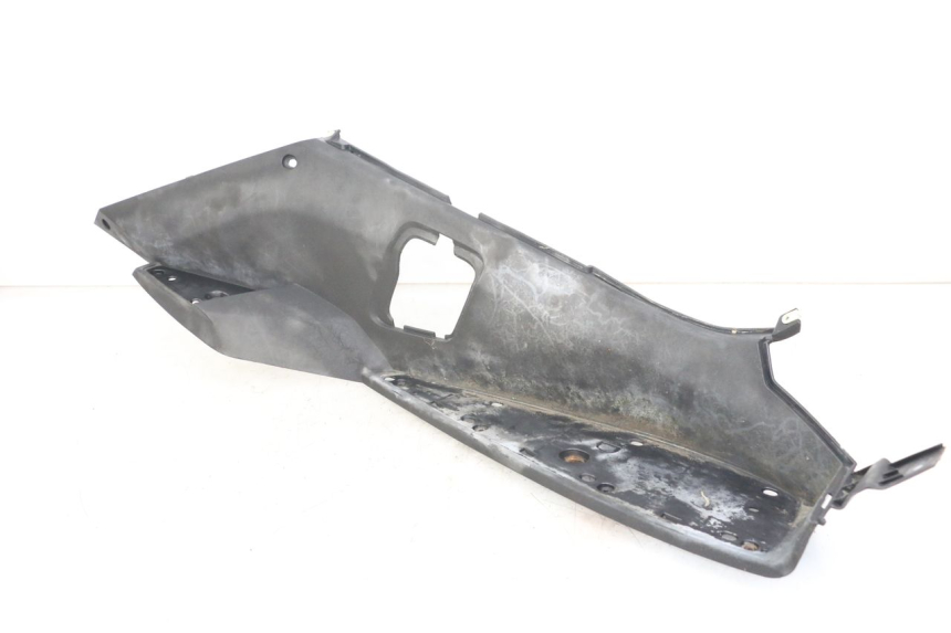 photo de RIGHT FOOTREST PEUGEOT SATELIS 125 (2006 - 2009) - Product overview