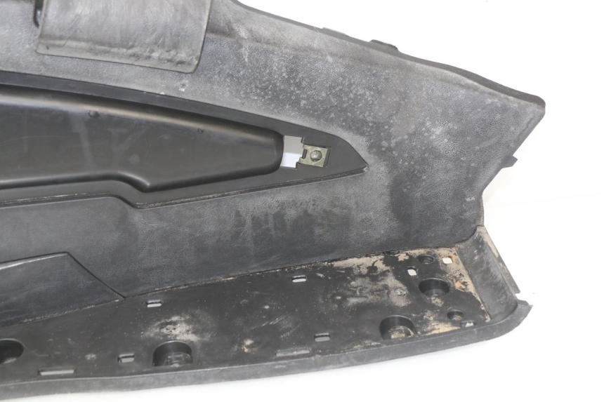 photo de RIGHT FLOOR PANEL RAZZO STEED 125 (2012 - 2018) - Product overview