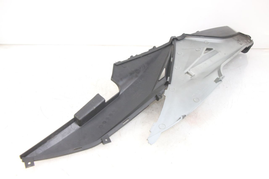 photo de RIGHT FLOOR PANEL KYMCO X-CITING XCITING 400 (2014 - 2018) - Zoom on usage condition