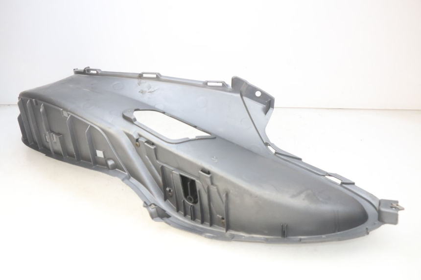photo de RIGHT FOOTREST PIAGGIO X9 EVOLUTION 250 (2003 - 2007) - Component detail