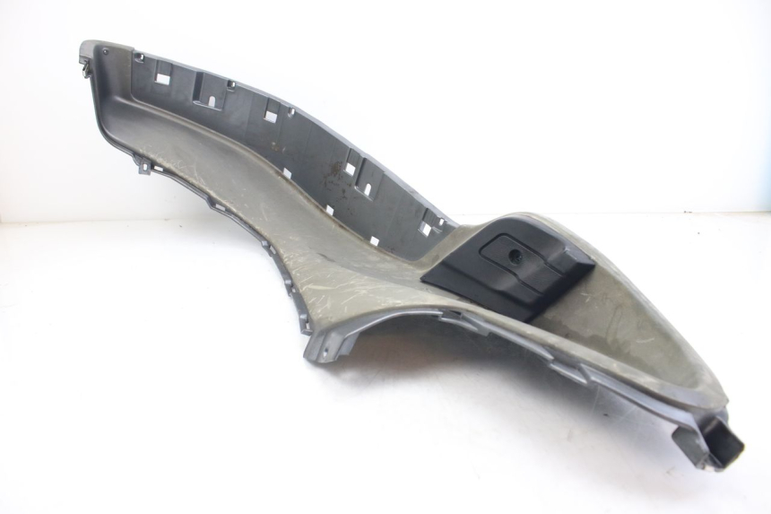 photo de RIGHT FOOTREST PIAGGIO X9 EVOLUTION 125 (2003 - 2007) - Zoom on usage condition