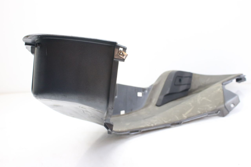 photo de RIGHT FOOTREST PIAGGIO X9 EVOLUTION 125 (2003 - 2007) - Product overview