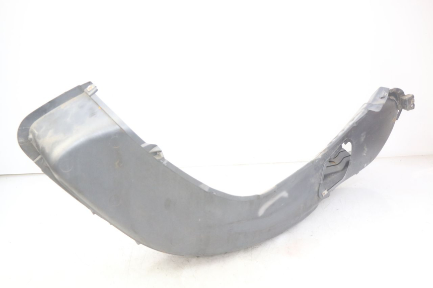 photo de RIGHT FOOTREST PIAGGIO X9 EVOLUTION 125 (2003 - 2007) - Technical close-up