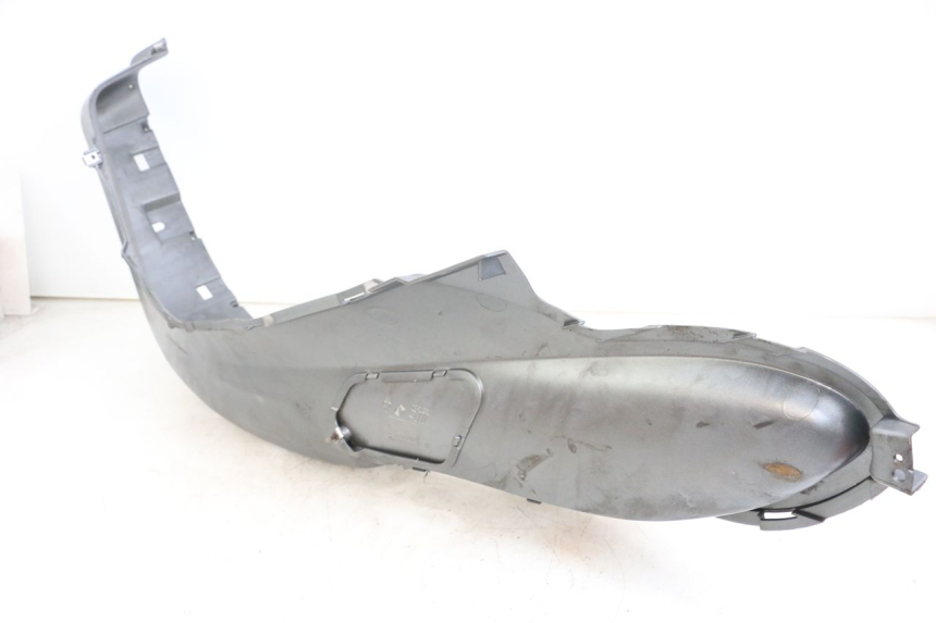 photo de RIGHT FOOTREST PIAGGIO X9 125 (2000 - 2003) - Alternative perspective