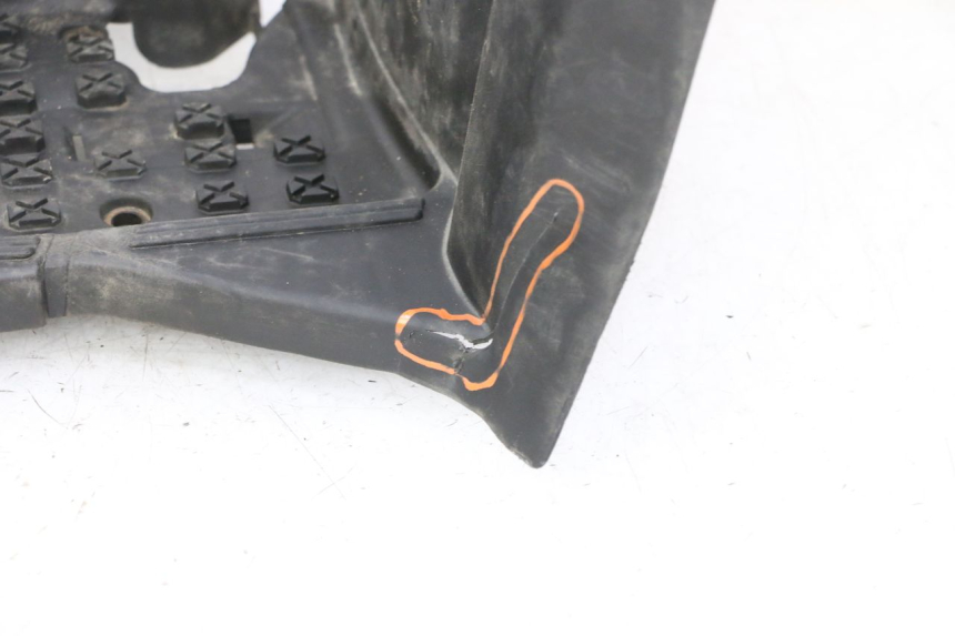 photo de RIGHT FLOOR PANEL YAMAHA YFM BRUIN 350 (2003 - 2009) - Distinctive features