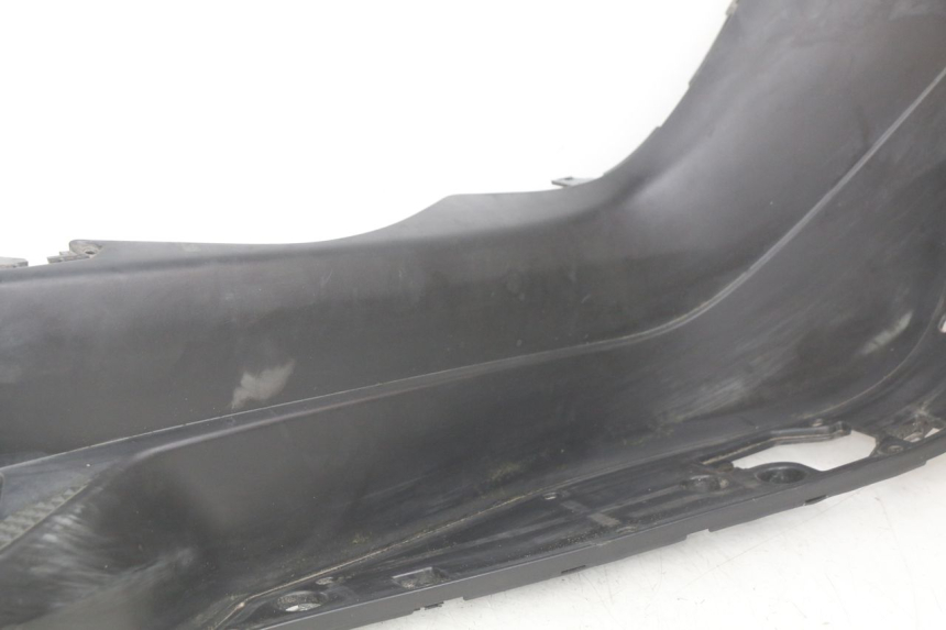 photo de RIGHT FOOTREST YAMAHA YP MAJESTY 400 (2004 - 2008) - Distinctive features