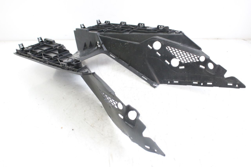 photo de FOOTREST WAYSCRAL E-SPEED 1 (2022 - 2024) - Fixing points details