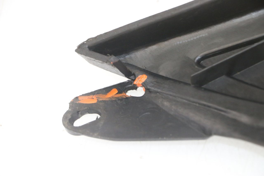 photo de FOOTREST PEUGEOT ELYSEO 125 (1999 - 2004) - Alternative perspective