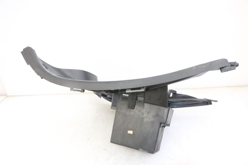 photo de FLOOR PANEL PEUGEOT ELYSTAR 125 (2002 - 2007) - Technical close-up