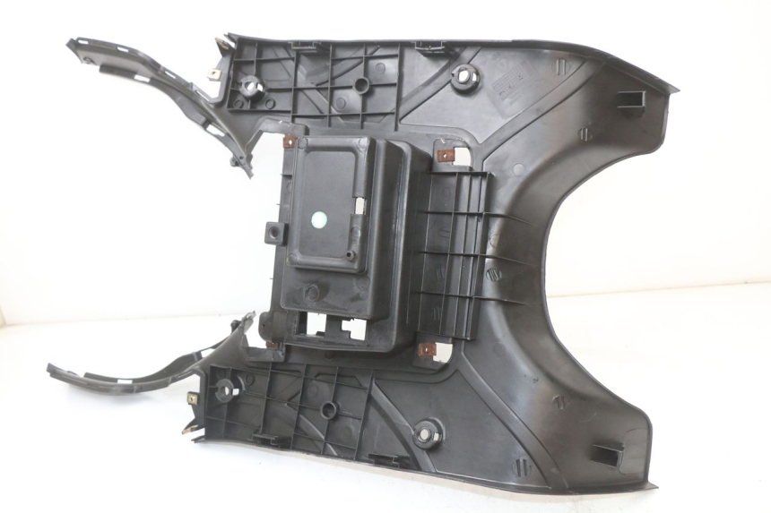 photo de FLOOR PANEL SYM FIDDLE 2 50 (2008 - 2013) - Technical close-up