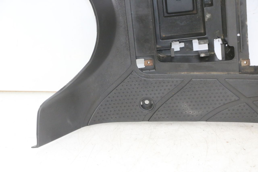 photo de FLOOR PANEL SYM FIDDLE 2 S 125 (2012 - 2014) - High-resolution close-up